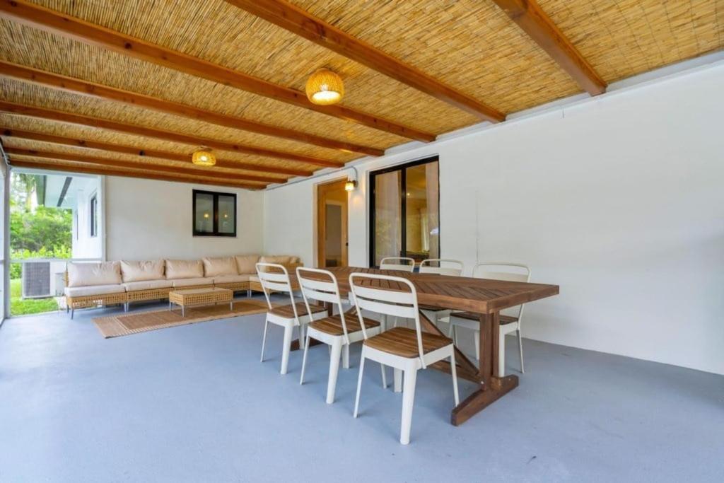4br Biscayne River Home- Pool & Pickleball Fun Casa vacanze