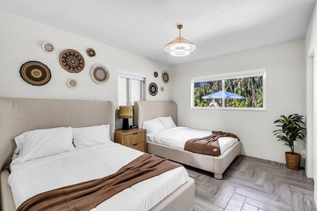Casa vacanze 4br Biscayne River Home- Pool & Pickleball Fun